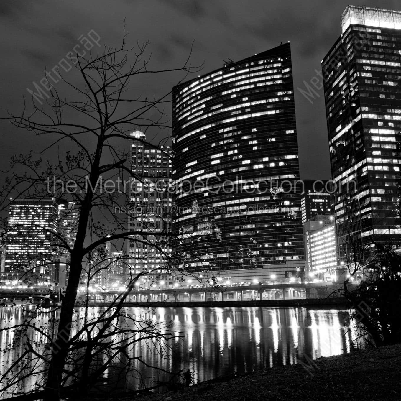 333 west wacker building at night Black & White Wall Art