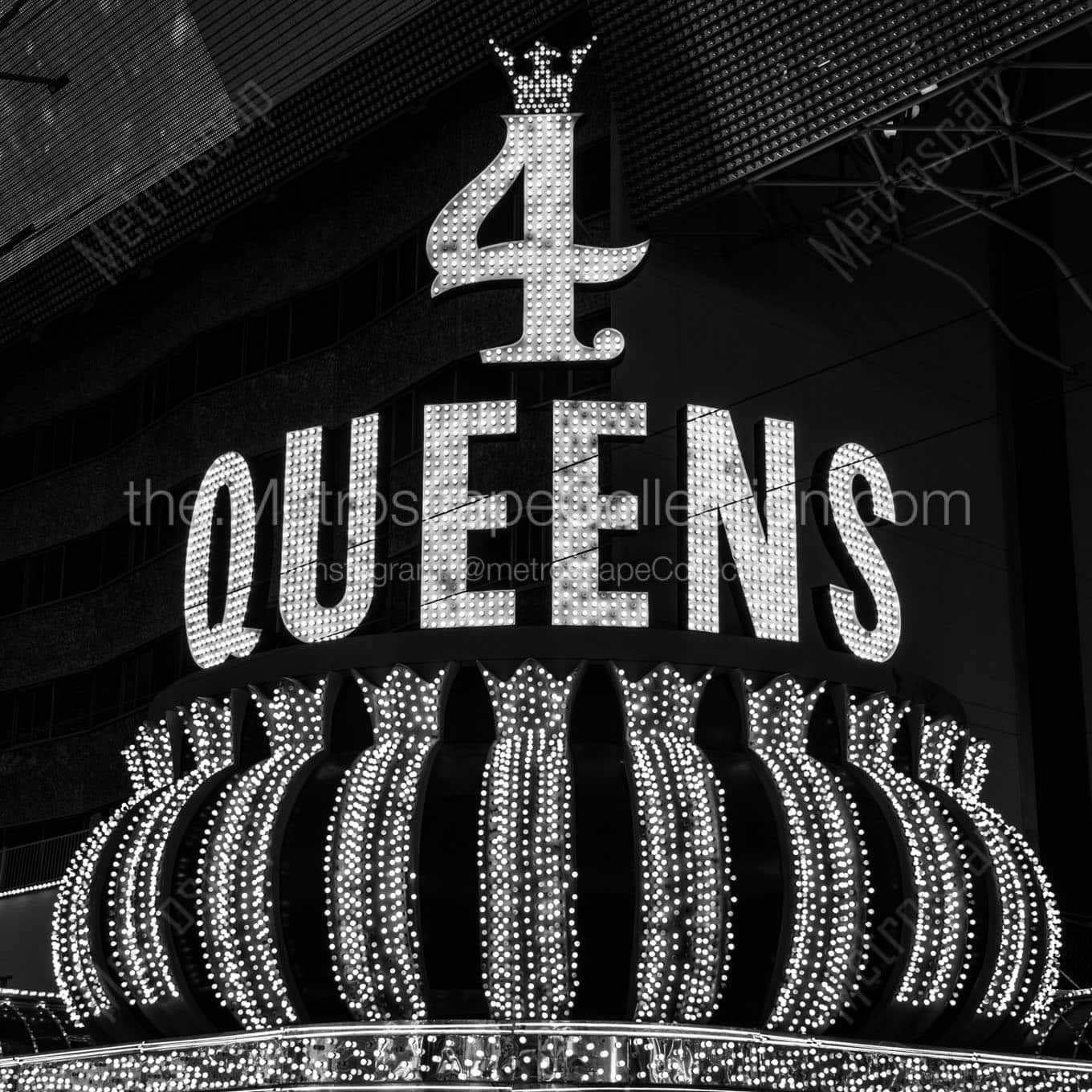 4 queens fremont street Black & White Wall Art