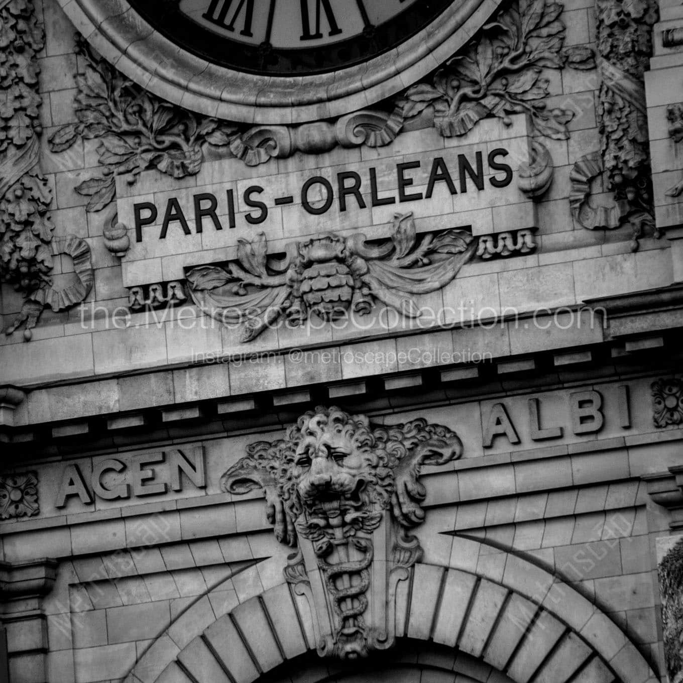 chemen de fer de paris a orleans Black & White Wall Art