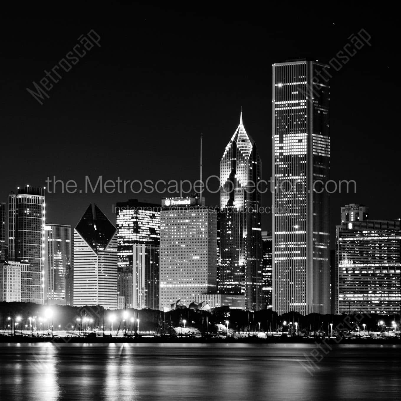 chicago skyline at night aon center Black & White Wall Art