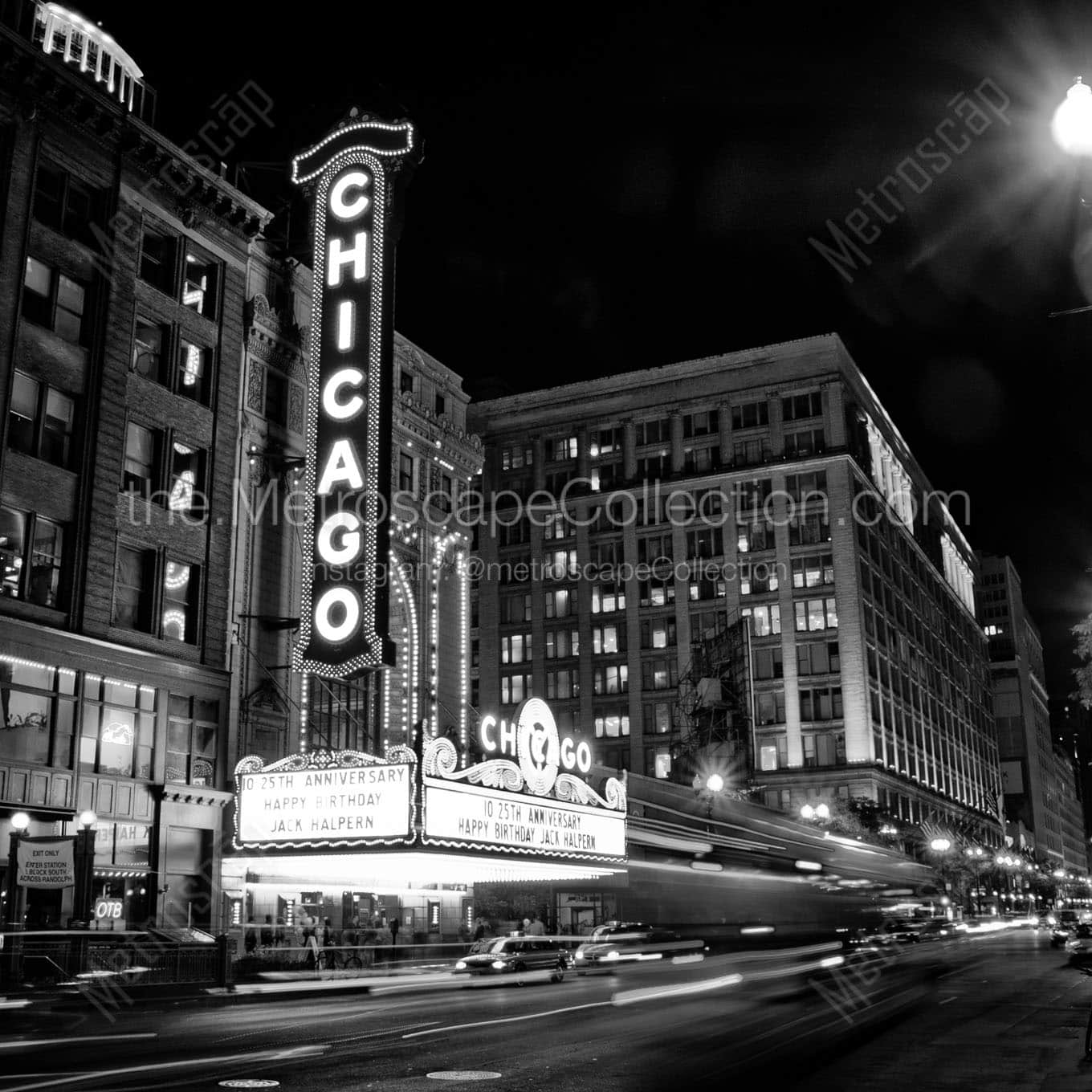 chicago theater at night Black & White Wall Art