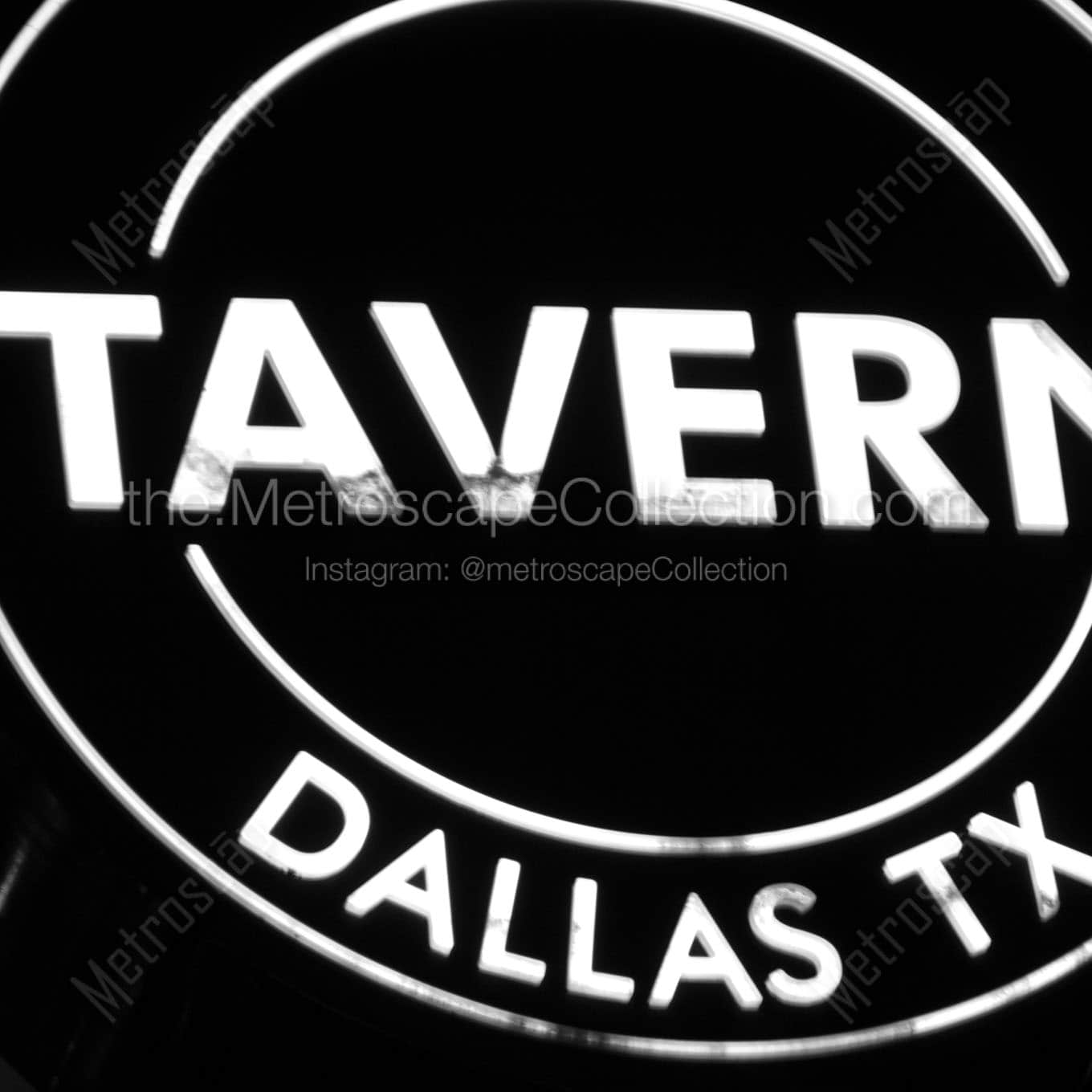 dallas texas tavern Black & White Wall Art