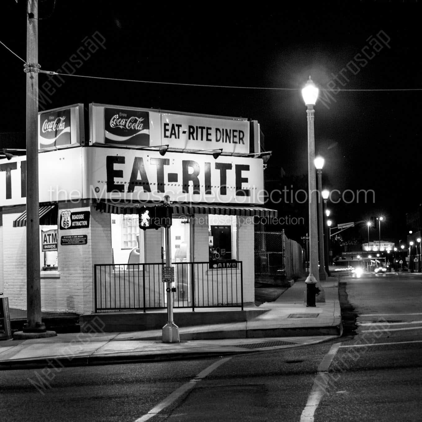 eat rite diner at night Black & White Wall Art