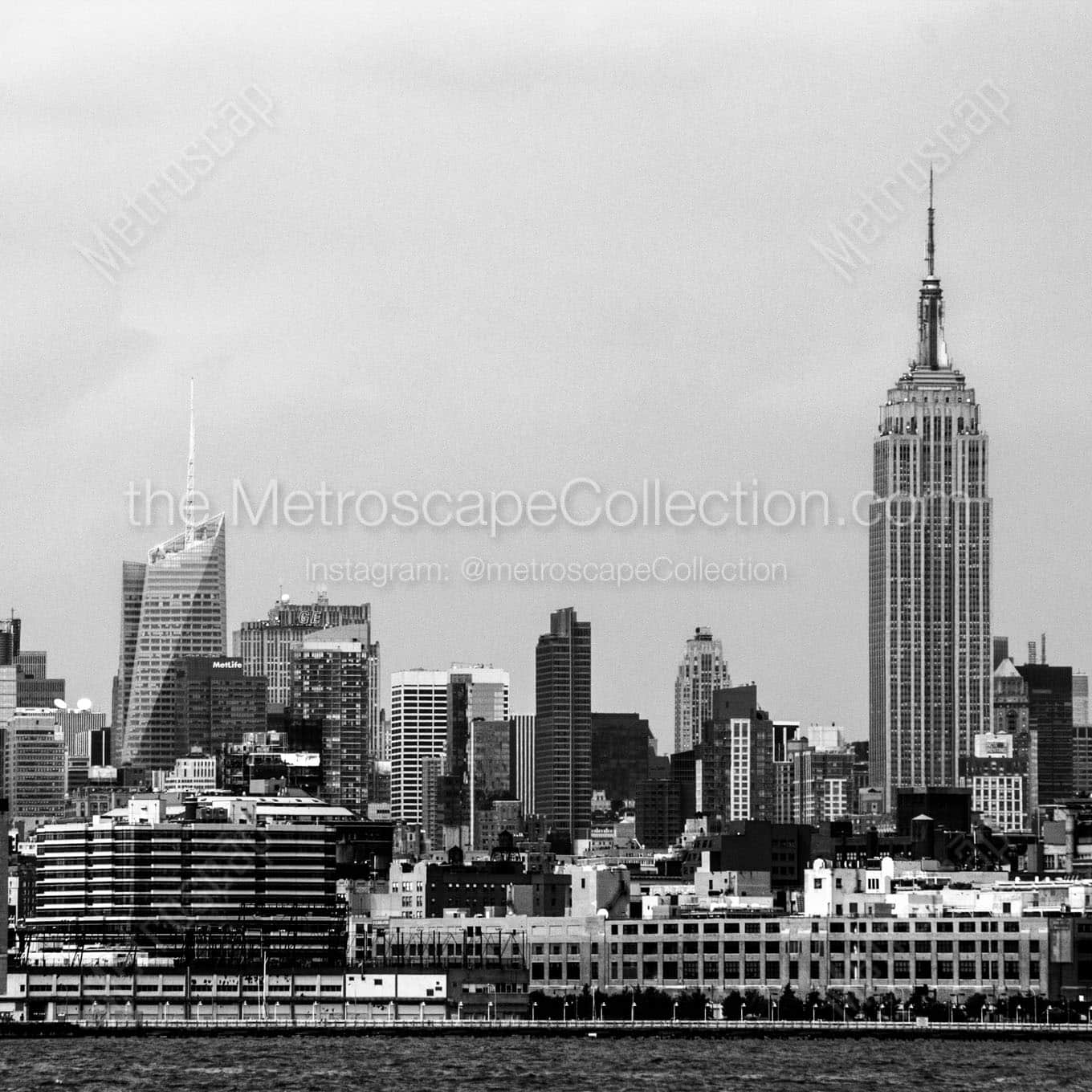 empire state building midtown Black & White Wall Art
