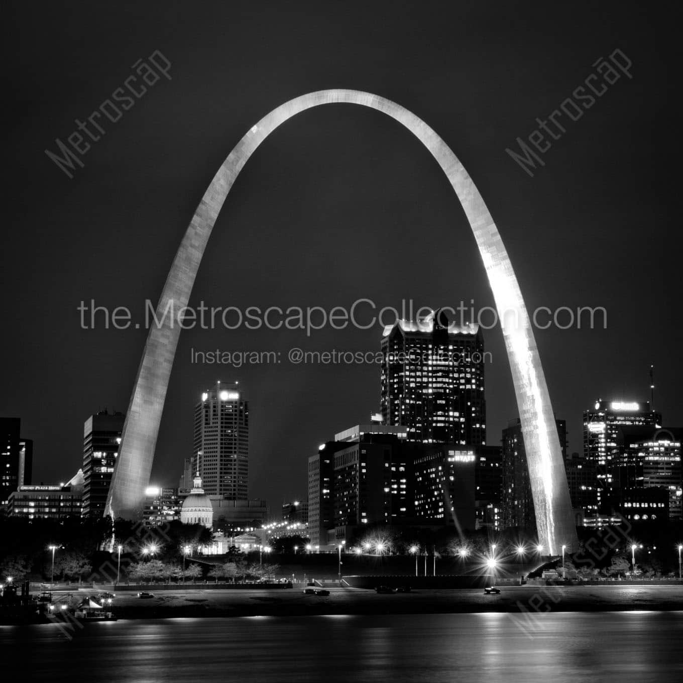 gateway arch at night Black & White Wall Art