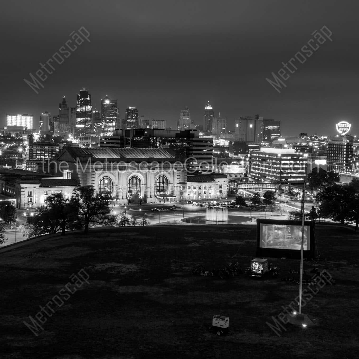 kc skyline night ww1 memorial Black & White Wall Art