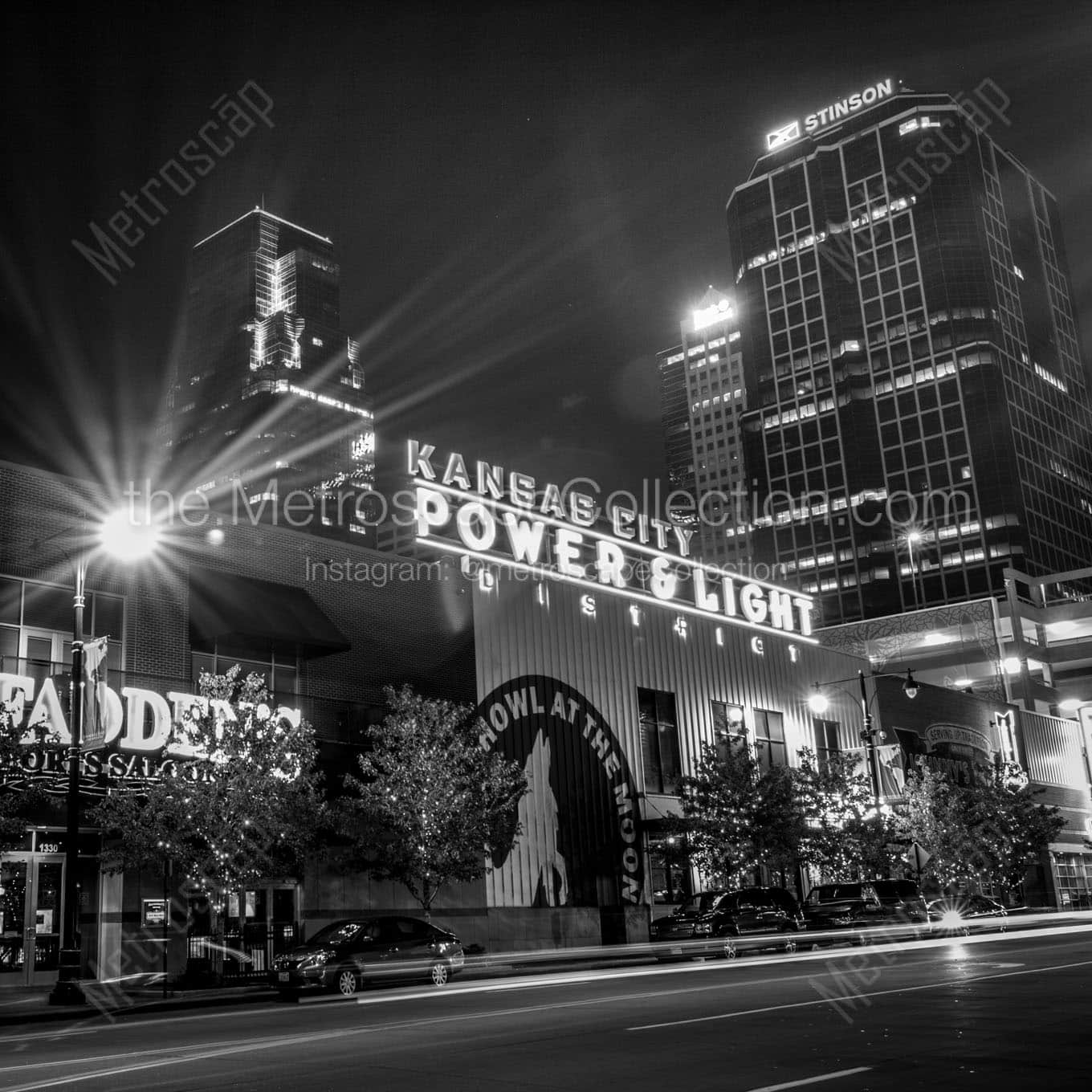 kcpl district night Black & White Wall Art