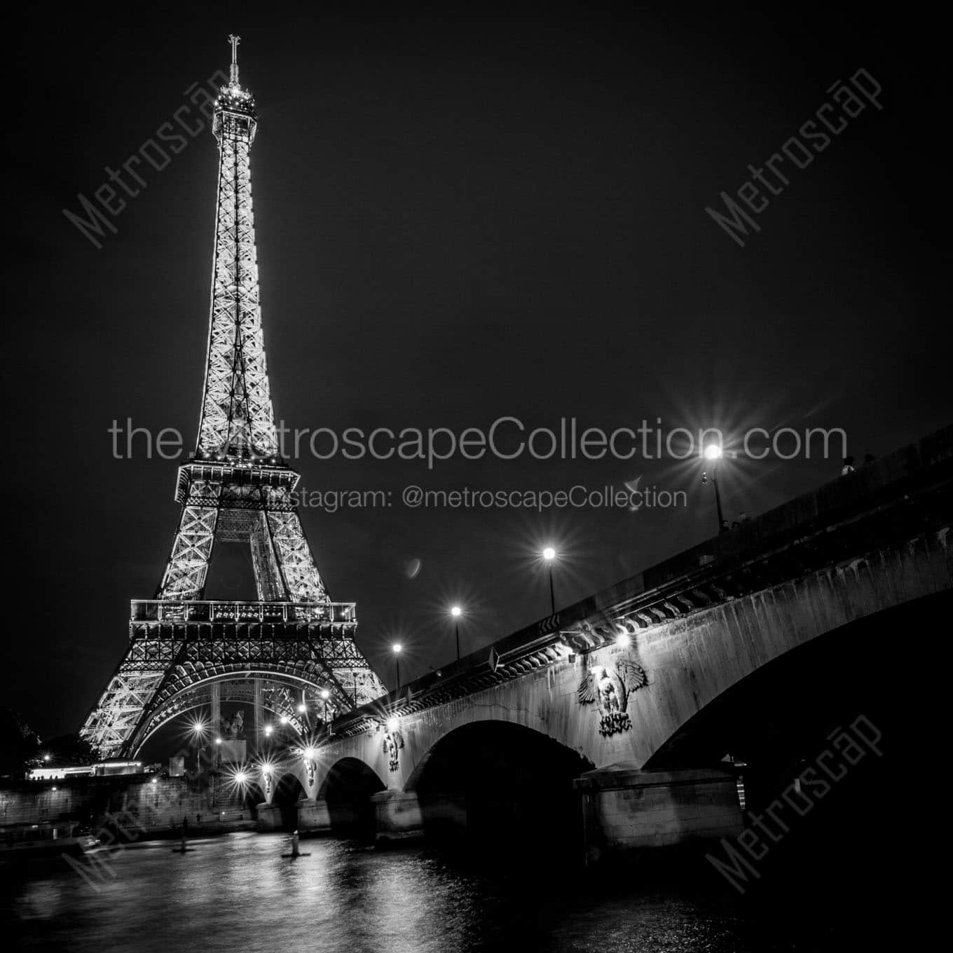 le tour eiffel Black & White Wall Art