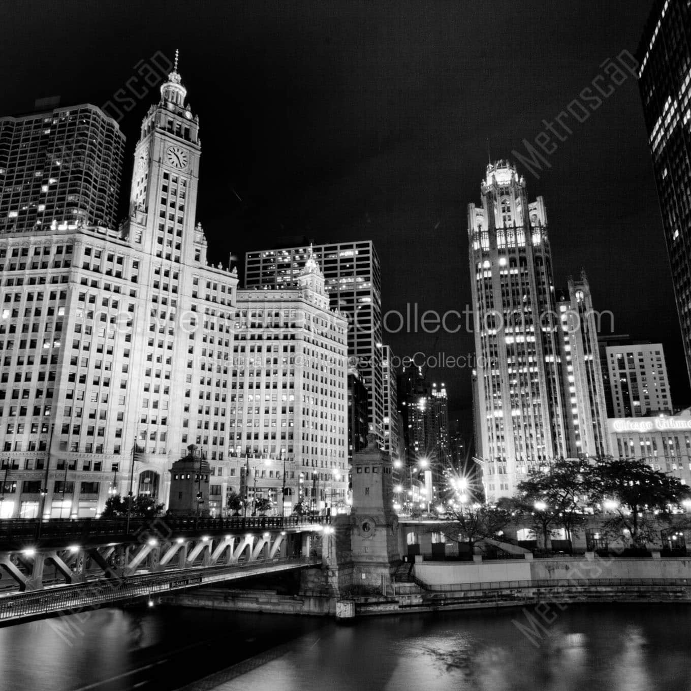 michigan avenue at night Black & White Wall Art