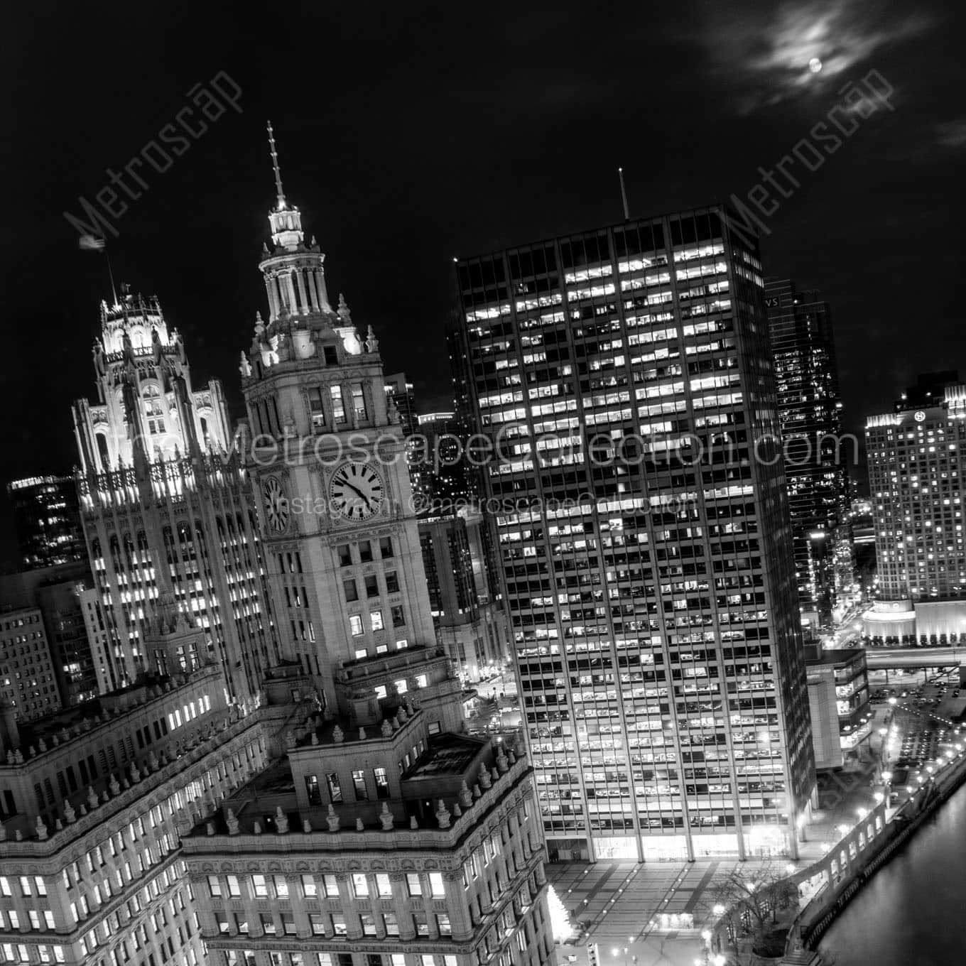 moonrise over downtown chicago at night Black & White Wall Art