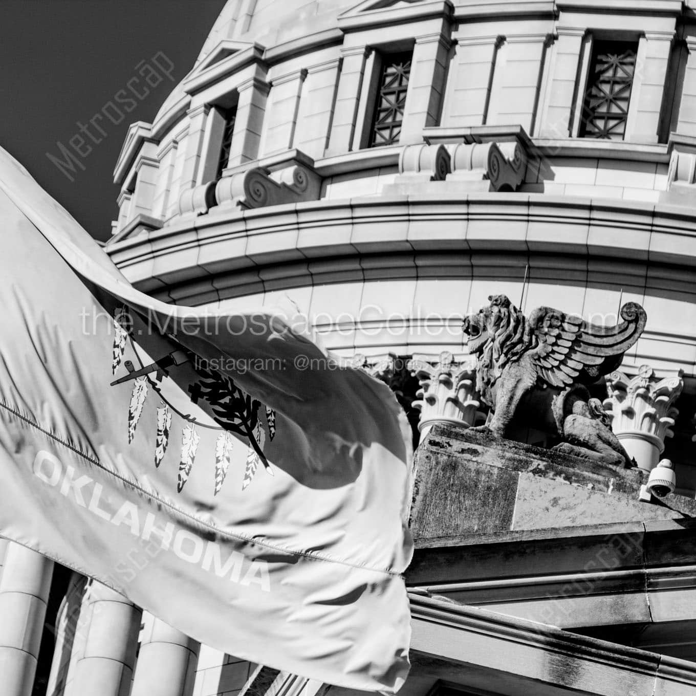 oklahoma flag and griffin on capitol building Black & White Wall Art