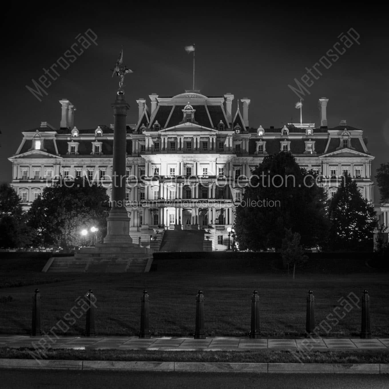 old executive office building Black & White Wall Art
