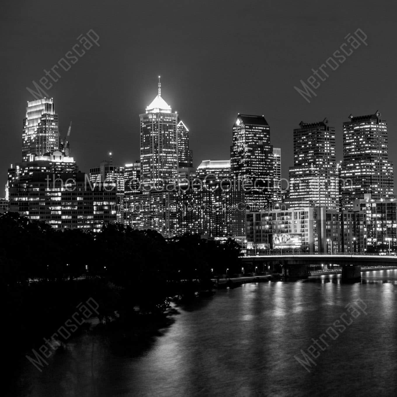 philadelphia skyline schuylkill river Black & White Wall Art