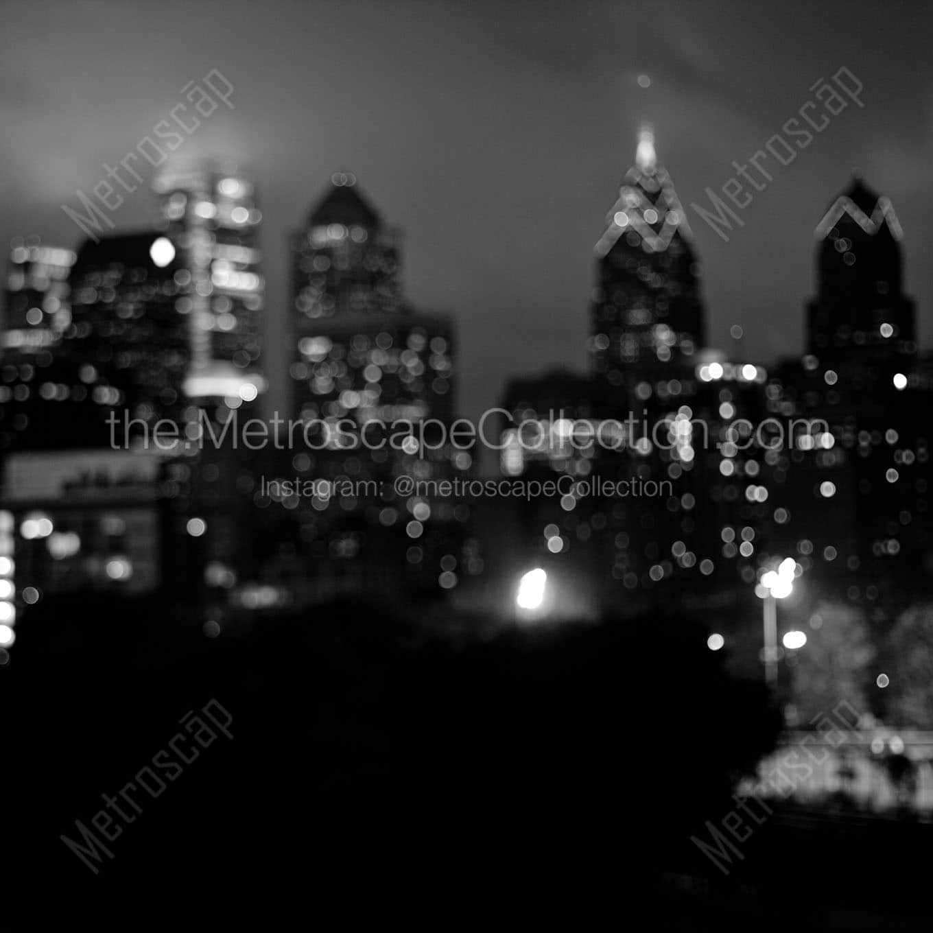 philly skyline out of focus Black & White Wall Art