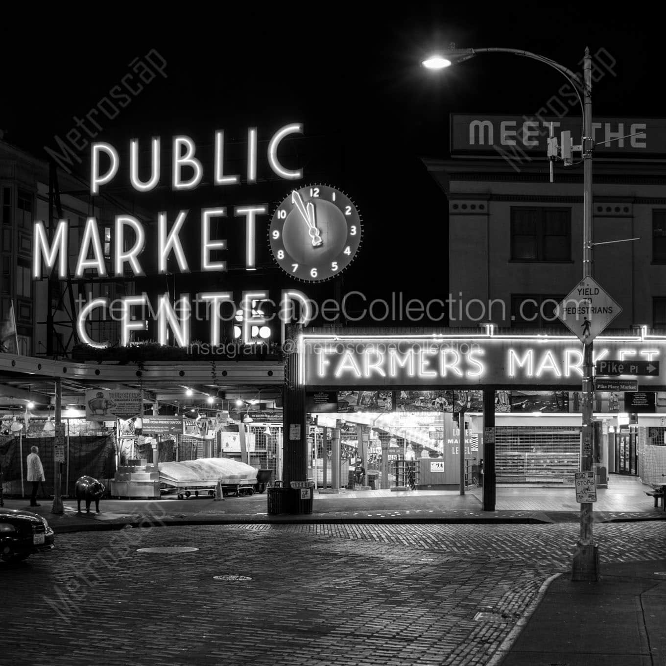 pike place public market at night Black & White Wall Art
