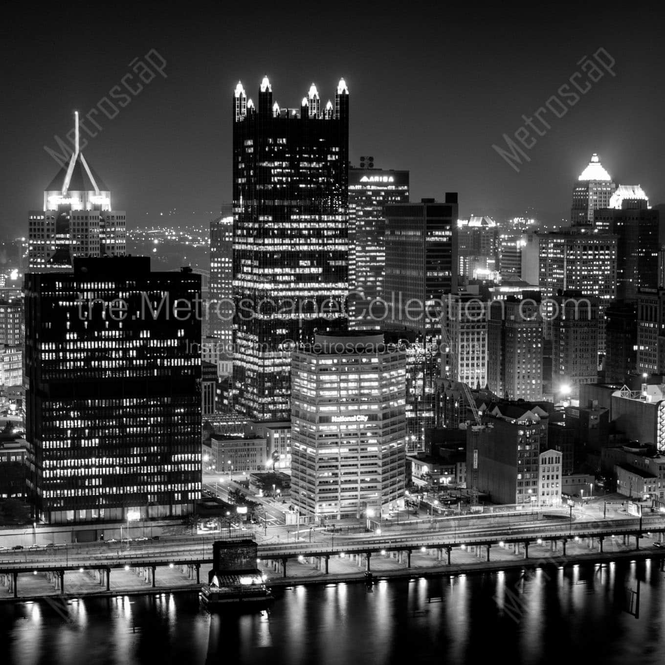 ppg building pittsburgh skyline at night Black & White Wall Art