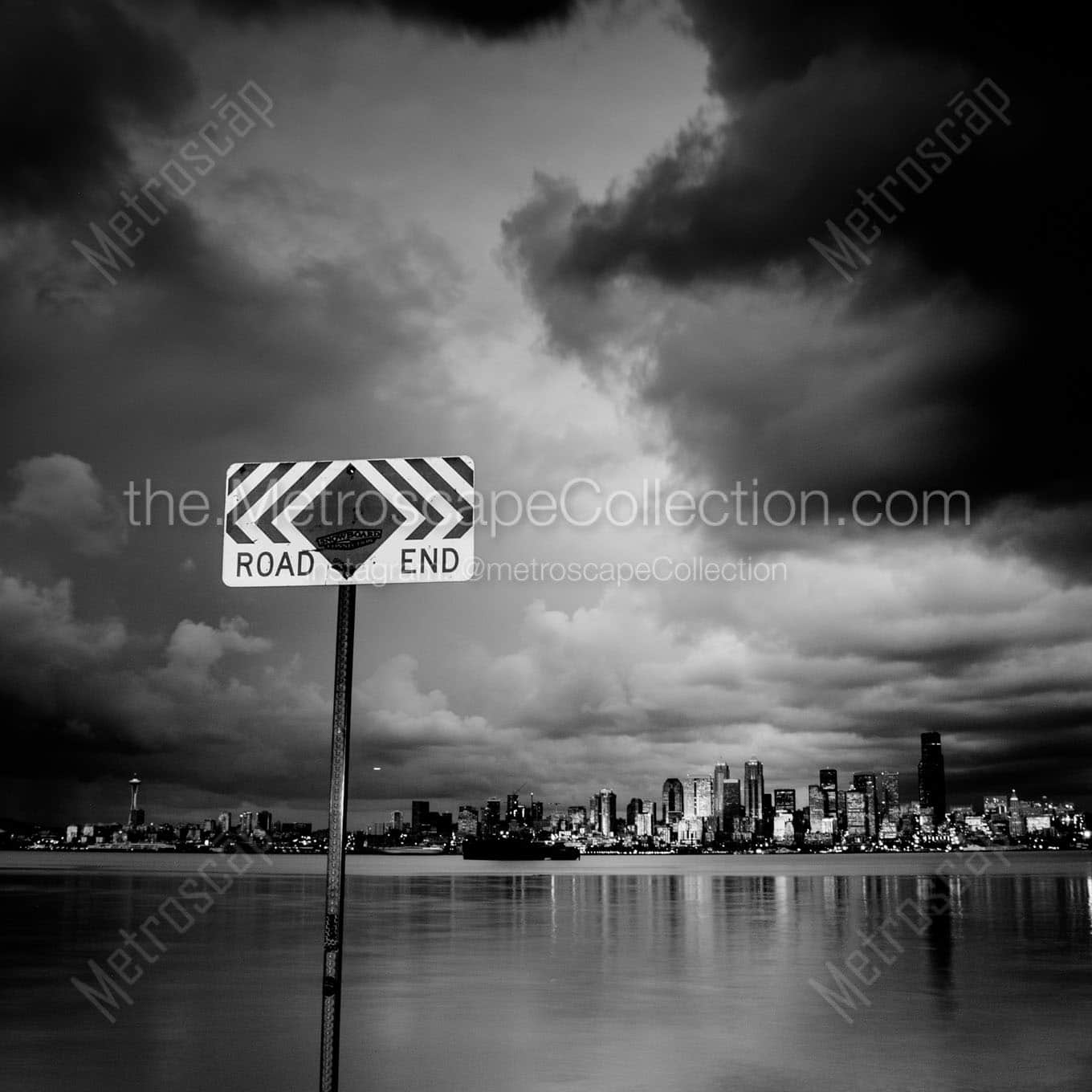 road end sign elliot bay Black & White Wall Art