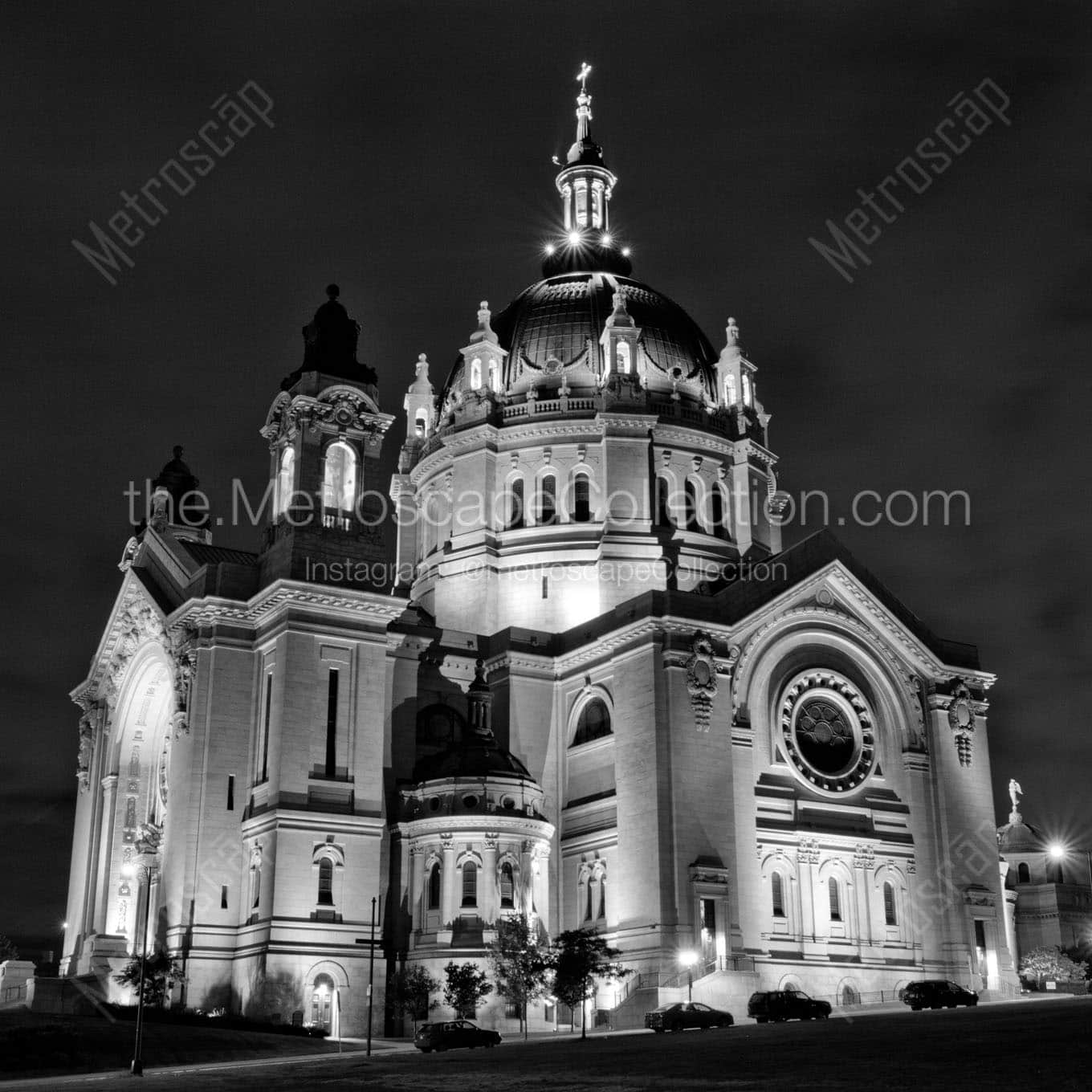 st paul cathedral at night Black & White Wall Art