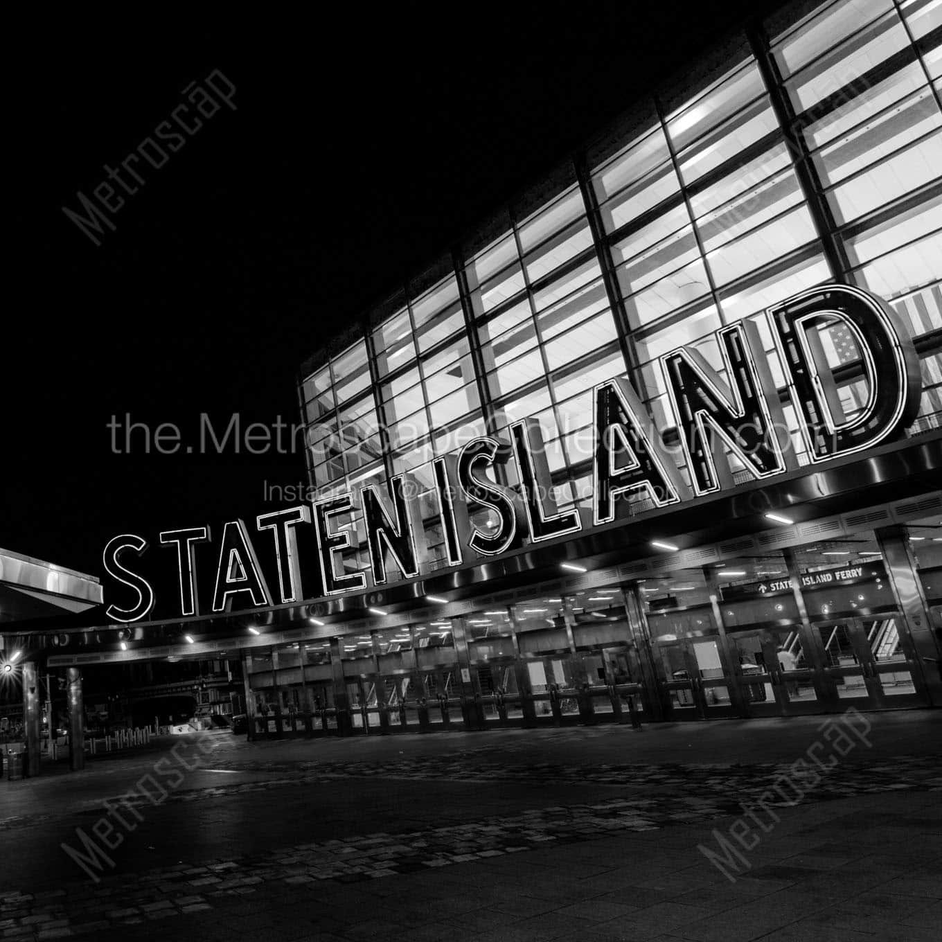 staten island ferry station Black & White Wall Art