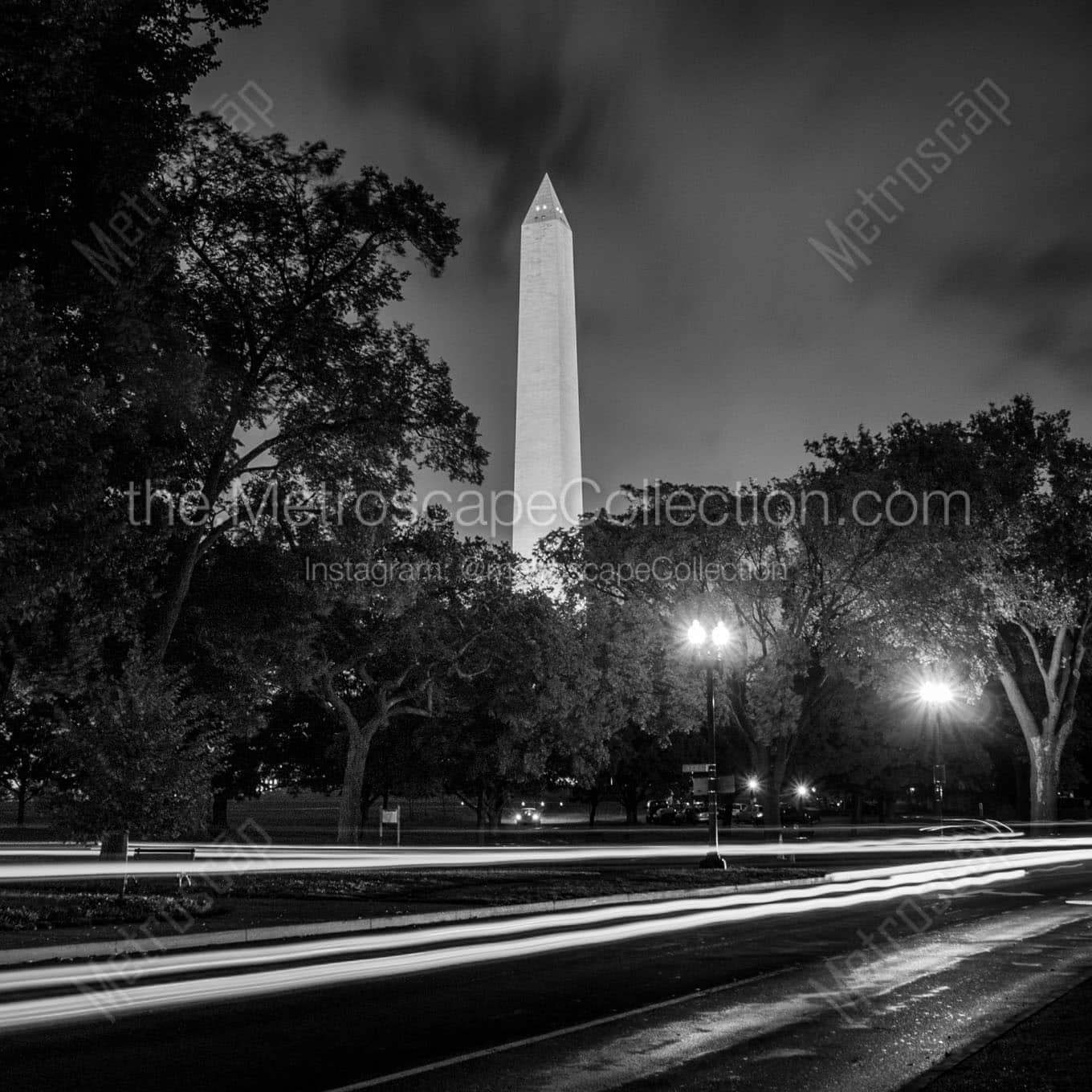 washington monument independence avenue at night Black & White Wall Art