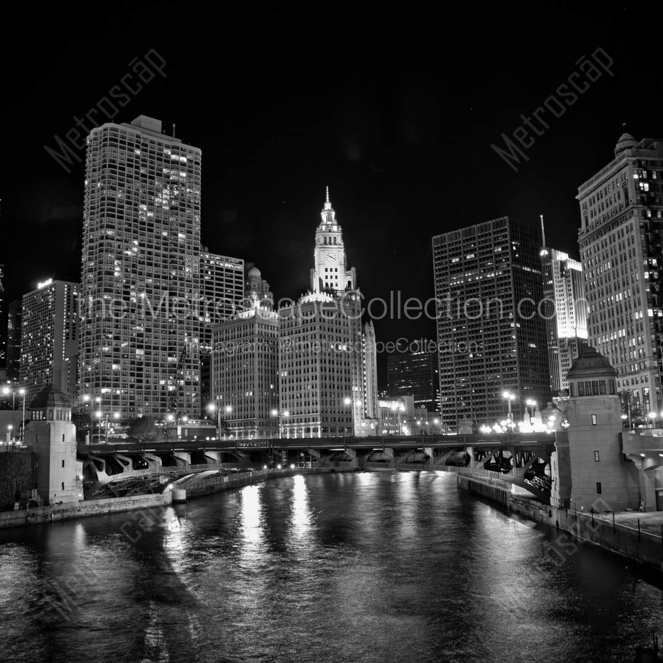 wrigley building and chicago river at night Black & White Wall Art